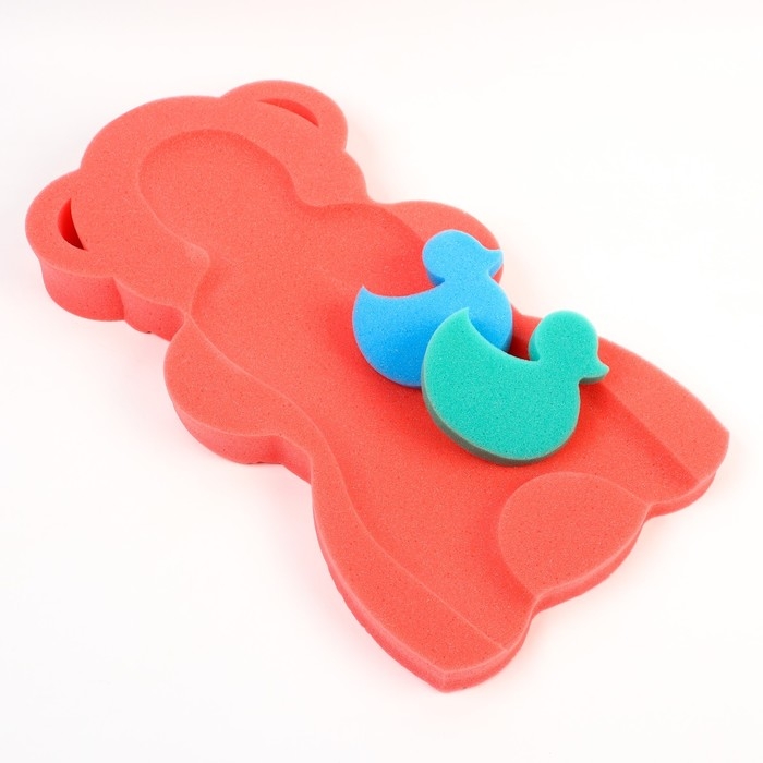 Подкладка для купания макси «Мишка», цвет красный/розовый, 55х30х6см Подкладка для купания макси «Мишка», цвет красный/розовый, 55х30х6см