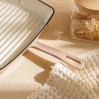 Сковорода гриль чугунная со сливом SL Home, d=26 см, h=4,5 см, эмалированное покрытие, индукция, цвет бежевый Сковорода гриль чугунная со сливом SL Home, d=26 см, h=4,5 см, эмалированное покрытие, индукция, цвет бежевый