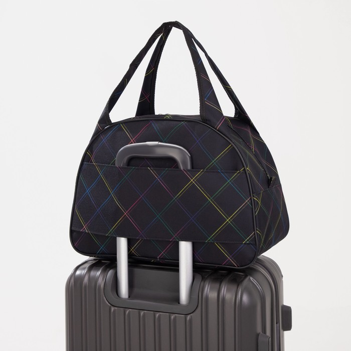 Сумка дорожная женская на молнии, держатель для чемодана, цвет чёрный Сумка дорожная женская на молнии, держатель для чемодана, цвет чёрный