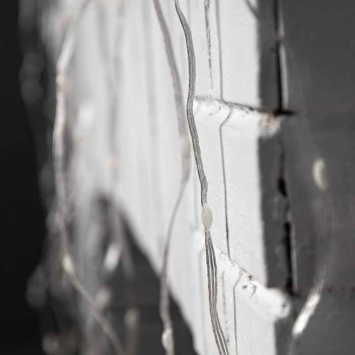 Умная гирлянда &laquo;Бахрома&raquo; 2 &times; 0.4 м роса, IP20, серебристая нить, 99 LED, пульт ДУ, приложение, свечение RGB, USB