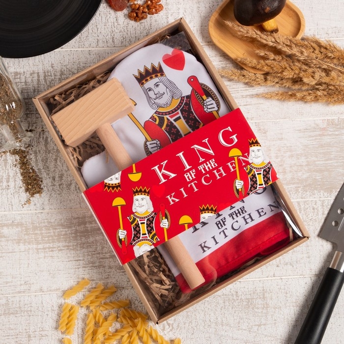 Кухонный набор &laquo;King, варежка&raquo;-прихватка 20х28 см, молоток деревянный