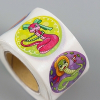 Наклейка бумага "Змейки" d=2,5 см 252 шт в рулоне Наклейка бумага "Змейки" d=2,5 см 252 шт в рулоне