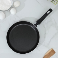 Сковорода блинная PROMO, d=22 см, пластиковая ручка, антипригарное покрытие, цвет чёрный Сковорода блинная PROMO, d=22 см, пластиковая ручка, антипригарное покрытие, цвет чёрный
