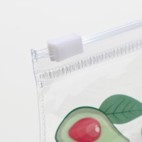 Подарочный набор «Авокадо»: косметичка, маска для сна и расчёска Подарочный набор «Авокадо»: косметичка, маска для сна и расчёска