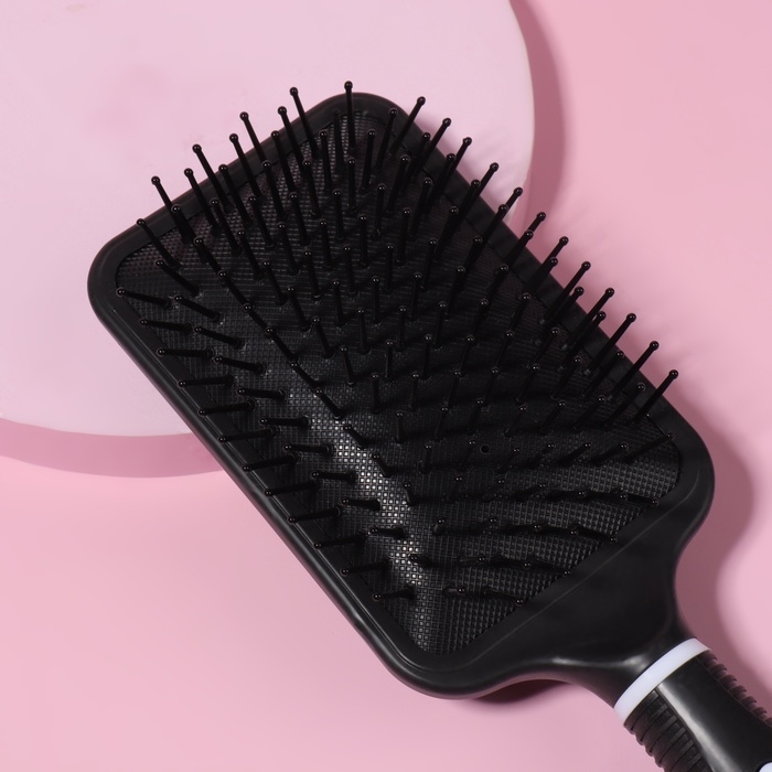 Расчёска массажная, широкая, 8 × 25 см, цвет чёрный/белый Расчёска массажная, широкая, 8 × 25 см, цвет чёрный/белый