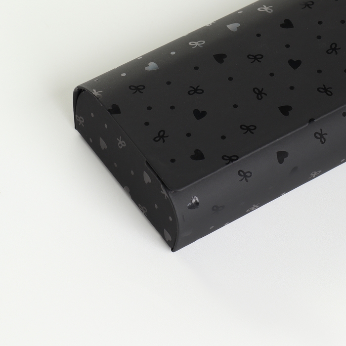 Футляр для очков на хлопушке, длина 15,5 см, цвет чёрный Футляр для очков на хлопушке, длина 15,5 см, цвет чёрный