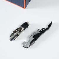 Шкатулка дерево, кожзам под 2 бутылки "Николь" синий 2 предмета 11,5х20,5х37 см