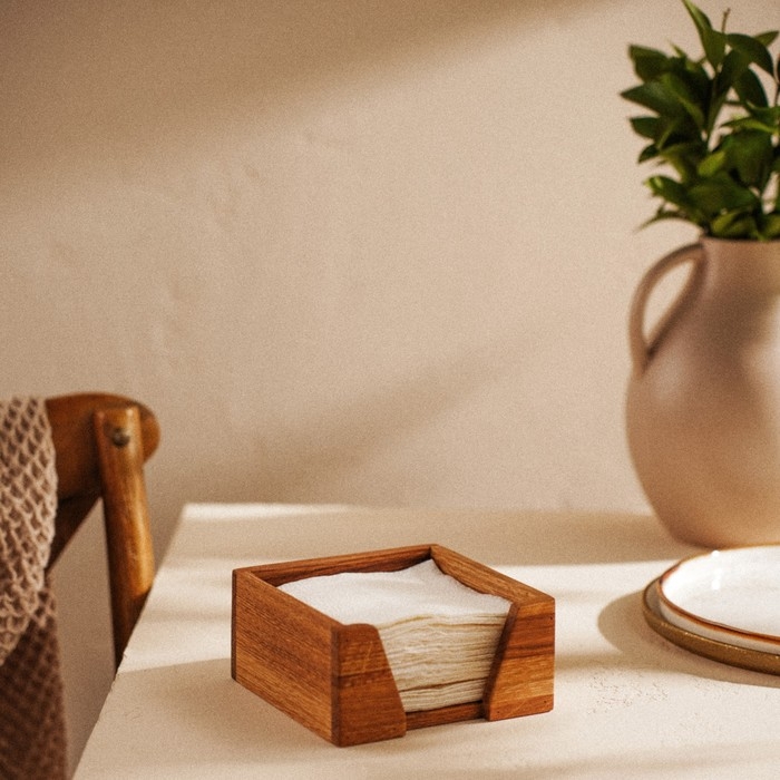 Салфетница из дуба Sima-Land Home, 14,5&times;14,5&times;7 см
