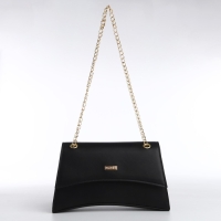 Сумка женская из искусственной кожи с клапаном, 26х16х9 см, черный цвет Сумка женская из искусственной кожи с клапаном, 26х16х9 см, черный цвет