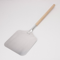 Лопата для пиццы из нержавеющей стали &laquo;Общепит&raquo;, 83&times;23&times;2 см, полотно 23&times;26 см, толщина 1,5 мм