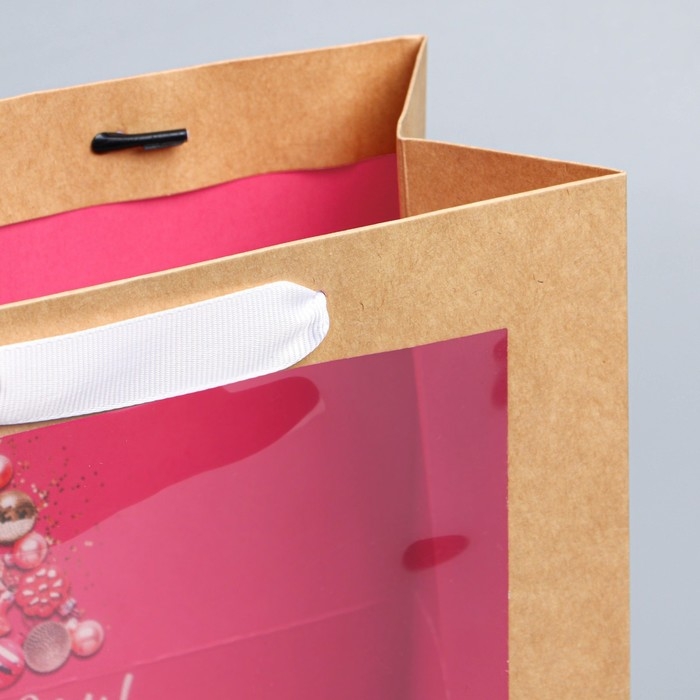 Пакет подарочный новогодний крафтовый с пластиковым окном &laquo;Новогодние шары&raquo;, 24 х 20 х 11см