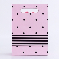 Подарочная коробка-пакет, упаковка с вырубной ручкой, "Розовый горох" , 19 х 9 х 27 см