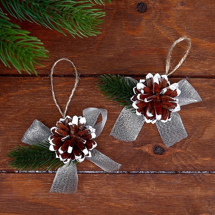 Новогодняя подвеска &laquo;Шишка и веточка&raquo; набор 2 шт.