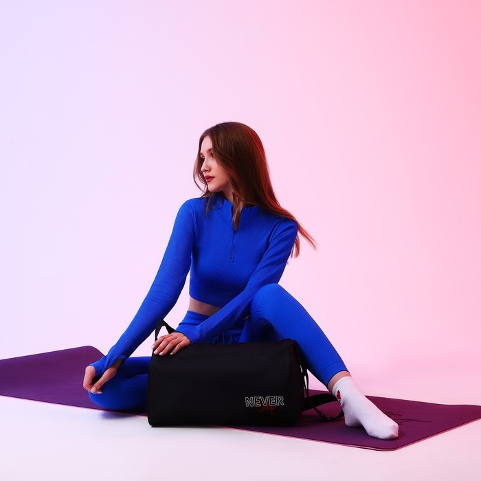 Сумка спортивная Сумка спортивная "Never stop", 40х21х19 см, отдел на молнии, цвет чёрный
