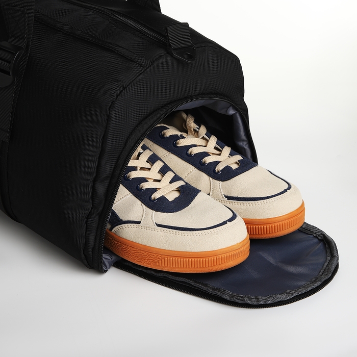 Сумка спортивная на молнии, отдел для обуви, 2 наружных кармана, длинный ремень, средний размер, цвет чёрный Сумка спортивная на молнии, отдел для обуви, 2 наружных кармана, длинный ремень, средний размер, цвет чёрный