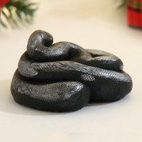 Новый год. Символ 2025. Фигурное мыло "Змейка Сердечко" черное, 85г