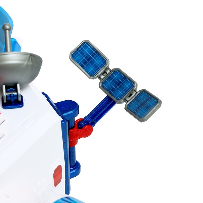 Парковка &laquo;Космическая станция&raquo;