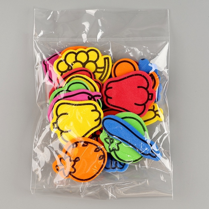 Набор фигурок из EVA на клеевой основе Набор фигурок из EVA на клеевой основе "Фрукты", 13 гр, цвет МИКС