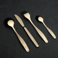 Набор столовый «Уралочка», 48 предметов, толщина 2 мм, с полным декоративным покрытием, декоративная коробка, цвет золотой Набор столовый «Уралочка», 48 предметов, толщина 2 мм, с полным декоративным покрытием, декоративная коробка, цвет золотой