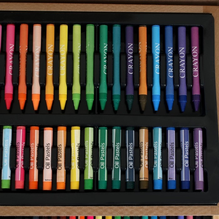 Набор для рисования в деревянном чемоданчике, складной Набор для рисования в деревянном чемоданчике, складной