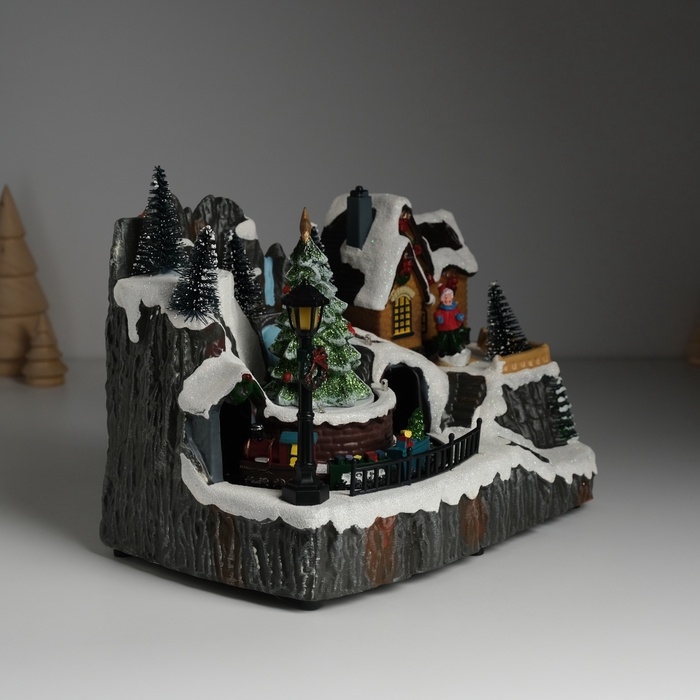 Сувенир пластик световой Сувенир пластик световой "Канун Рождества" крутится 23х15х18 см