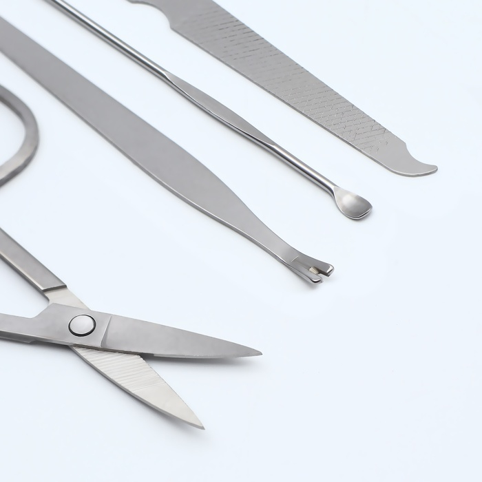 Набор маникюрный, 8 предметов, в футляре, цвет коричневый Набор маникюрный, 8 предметов, в футляре, цвет коричневый