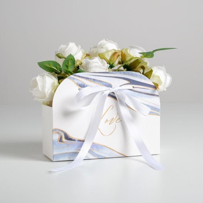 Переноска для цветов складная «Love», 17 × 13 × 7 см Переноска для цветов складная «Love», 17 × 13 × 7 см