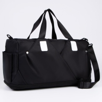 Сумка спортивная на молнии с увеличением, 4 наружных кармана, цвет чёрный Сумка спортивная на молнии с увеличением, 4 наружных кармана, цвет чёрный