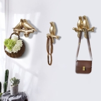 Декор настенный-вешалка "Голубь", 10.5 x 7 см, золото Декор настенный-вешалка "Голубь", 10.5 x 7 см, золото