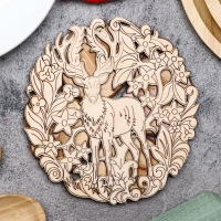 Подставка под горячее "Олень", D = 15 см, можжевельник Подставка под горячее "Олень", D = 15 см, можжевельник