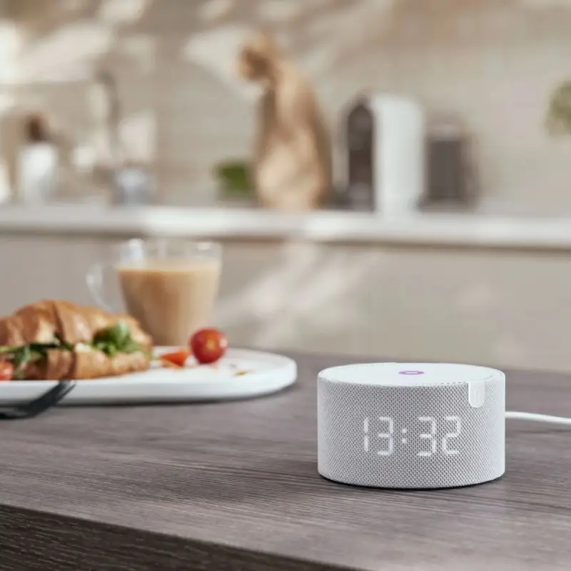 Умная колонка &laquo;Новая Яндекс Станция Мини&raquo; с часами, серая