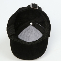 Кепка для кукол с меховым помпоном, цвет чёрный