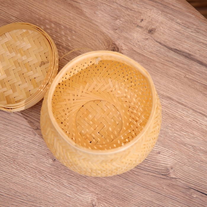 Корзинка с крышкой плетёная, из бамбука 20х20х22 см