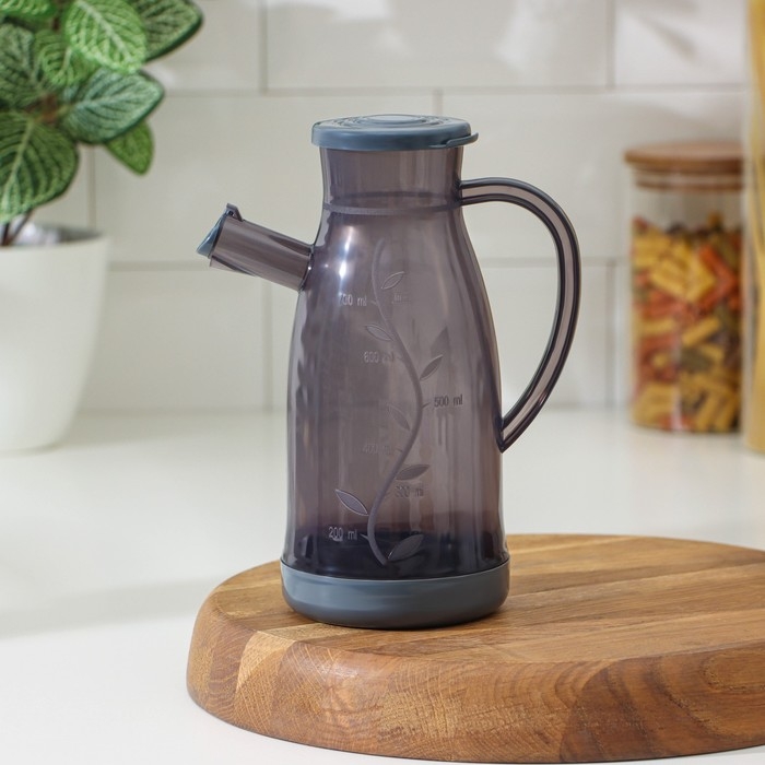 Кувшин для воды, с мерной шкалой, 700 мл, 15×9×20,5 см, цвет фиолетовый Кувшин для воды, с мерной шкалой, 700 мл, 15×9×20,5 см, цвет фиолетовый