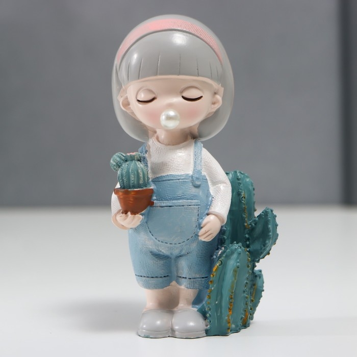 Сувенир полистоун "Малышка с пузырём и кактусами" МИКС 10х4х6 см
