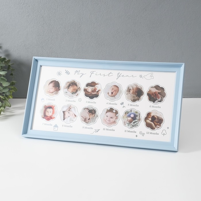 Фоторамка на 12 фото 4,5х4,5 см Фоторамка на 12 фото 4,5х4,5 см "Мой первый год" голубая 2х38х20 см