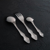 Набор столовых приборов «Тройка», 36 предметов, толщина 2 мм, декоративная коробка, цвет серебряный Набор столовых приборов «Тройка», 36 предметов, толщина 2 мм, декоративная коробка, цвет серебряный