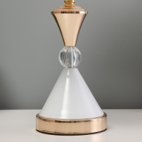 Настольная лампа Селеста E27 40Вт бело-золотой 25х25х42,5 см Настольная лампа Селеста E27 40Вт бело-золотой 25х25х42,5 см