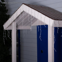 Гирлянда &laquo;Бахрома&raquo; 4 &times; 0.6 м, IP44, белая нить, 180 LED, свечение жёлтое, 8 режимов, 220 В