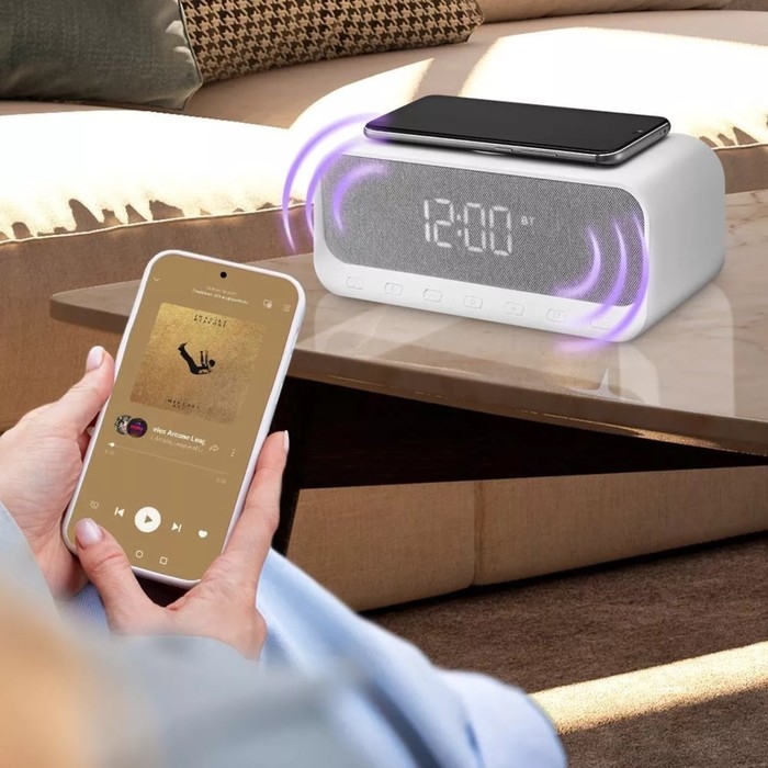 Часы-будильник Kitfort КТ-3702, электронные, беспроводная зарядка, колонка, от АКБ, белые Часы-будильник Kitfort КТ-3702, электронные, беспроводная зарядка, колонка, от АКБ, белые