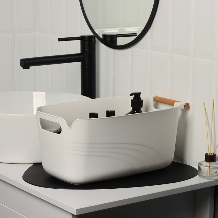 Контейнер для хранения с ручкой LaDо́m &laquo;Лаконичность&raquo;, 39,5&times;22,5&times;17 см, цвет белый