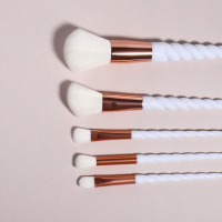 Набор кистей «Единорог», 5 предметов, цвет белый Набор кистей «Единорог», 5 предметов, цвет белый