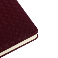 Ежедневник недатированный A5 136 листов кожзам deVENTE. Clair, твердая обложка с поролоном, перфорация, ляссе, блок 70, бордовый Ежедневник недатированный A5 136 листов кожзам deVENTE. Clair, твердая обложка с поролоном, перфорация, ляссе, блок 70, бордовый