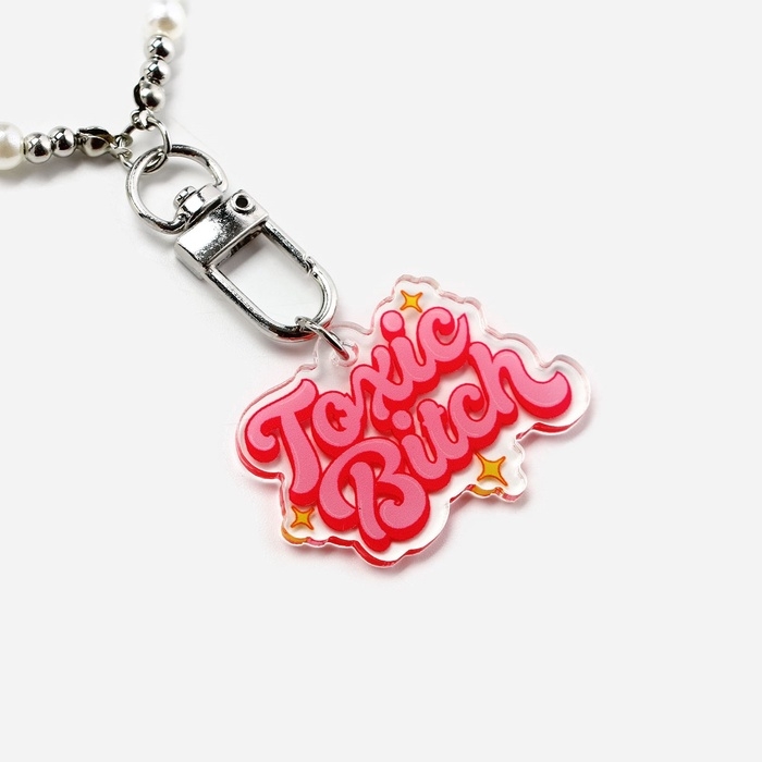 Брелок бусы для ключей &laquo;Toxic bitch&raquo;, 15 х 4.3 см