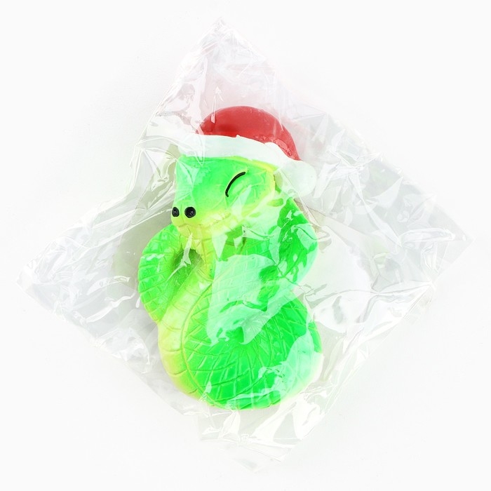 Магнит новогодний &laquo;Змея кобра&raquo; на Новый год, 3,4 х 5,5 см