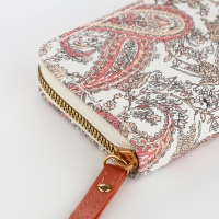 Кошелёк женский на молнии, цвет белый Кошелёк женский на молнии, цвет белый