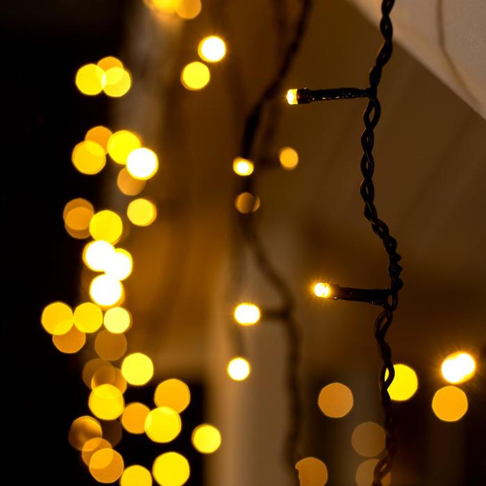 Гирлянда &laquo;Бахрома&raquo; 4 &times; 0.6 м, IP44, тёмная нить, 180 LED, свечение тёплое белое, 8 режимов, 220 В