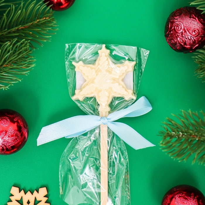 Новый год. Фигура из белого шоколада "Снежинка на палочке", 12 г &plusmn; 5 %