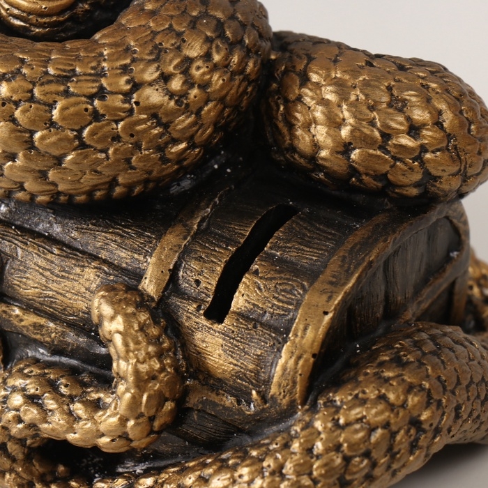 Копилка Копилка"КОБРА НА СУНДУКЕ " 20 х 17 х 12 см.