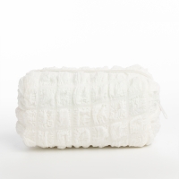 Косметичка на молнии, цвет молочный Косметичка на молнии, цвет молочный